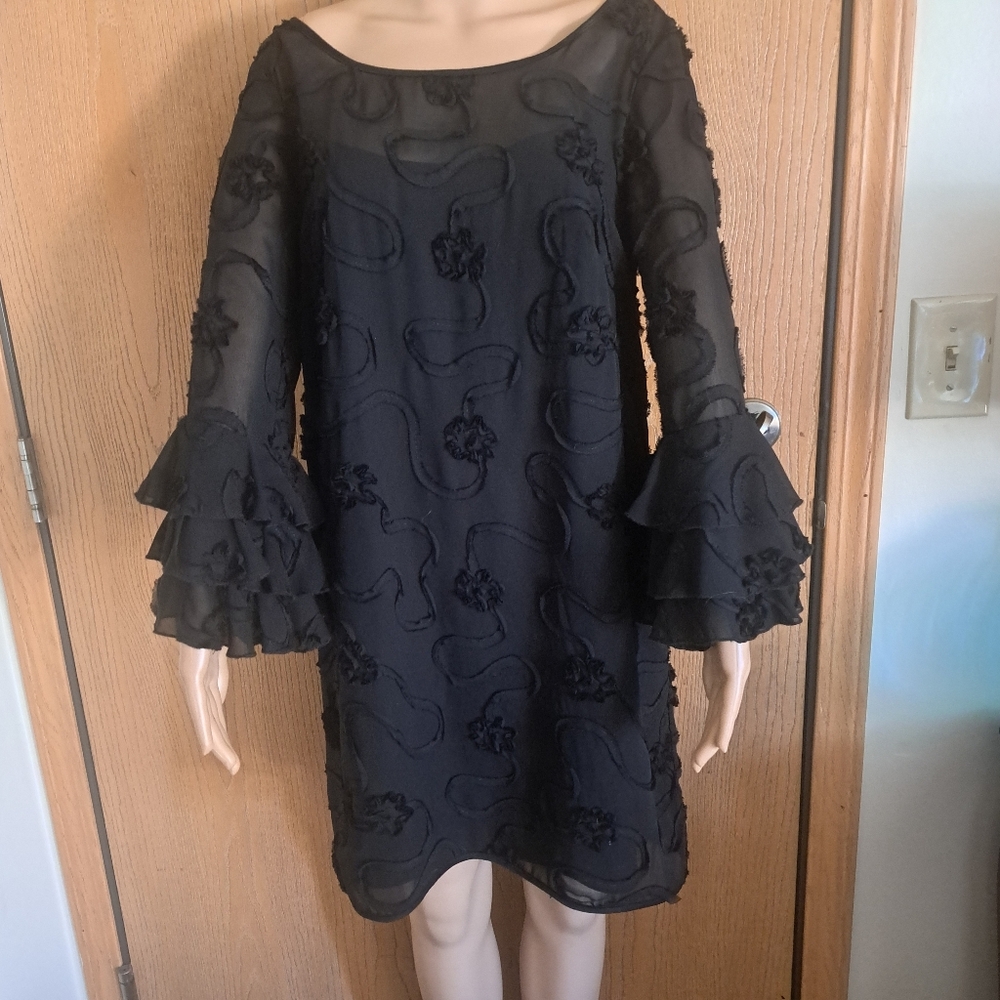 Madison Leigh Black Shift Dress W/Raised Floral Design & Ruffled Sleeves 8